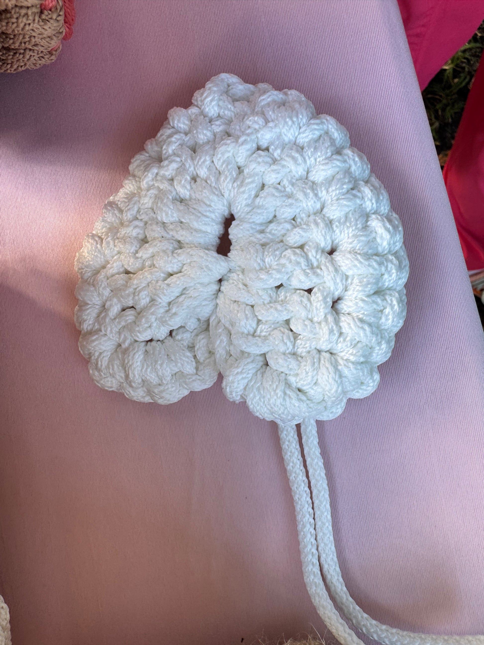 Charm Heart white