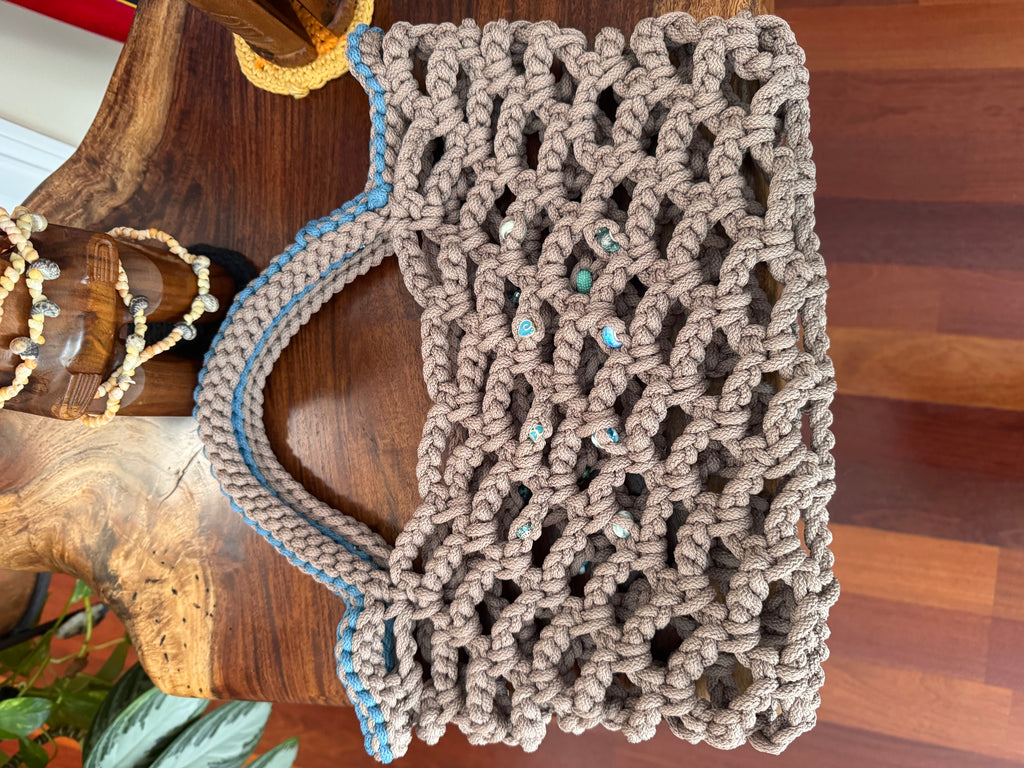 Small Shopping bag with blue details